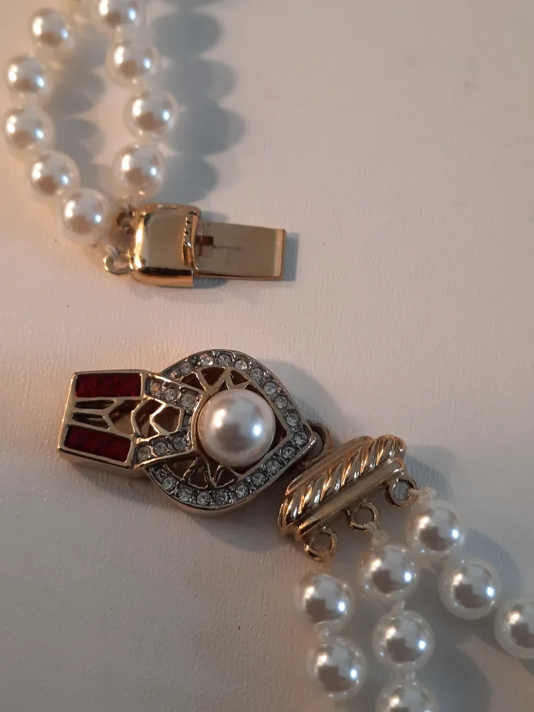 Elegant Pearl Necklace, Multi-Strand image indicator(4)