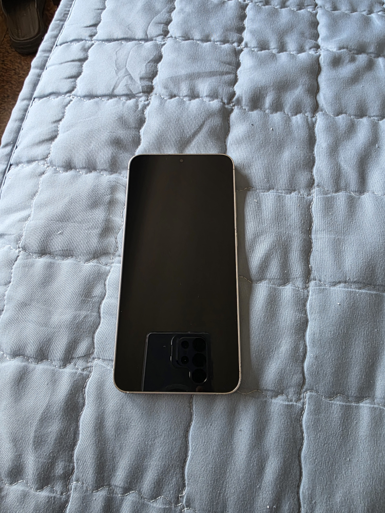 Samsung Galaxy S24+ Cream Color - photo 2
