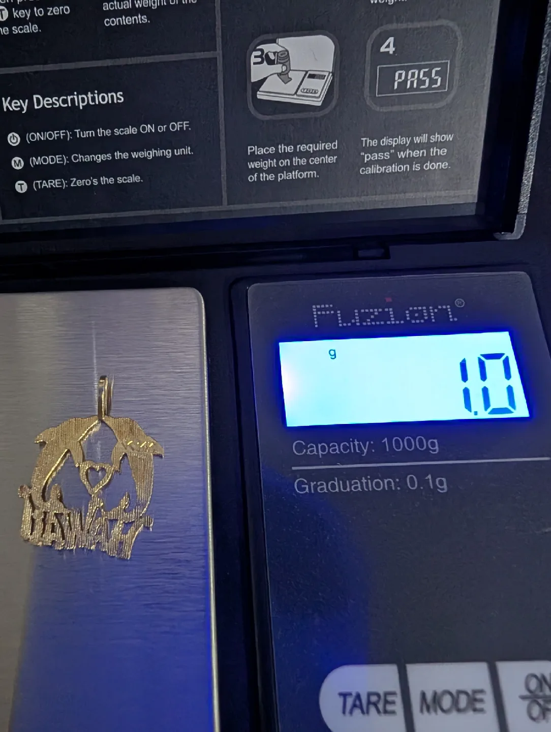 14K Gold Hawaii Dolphin Pendant image indicator(3)