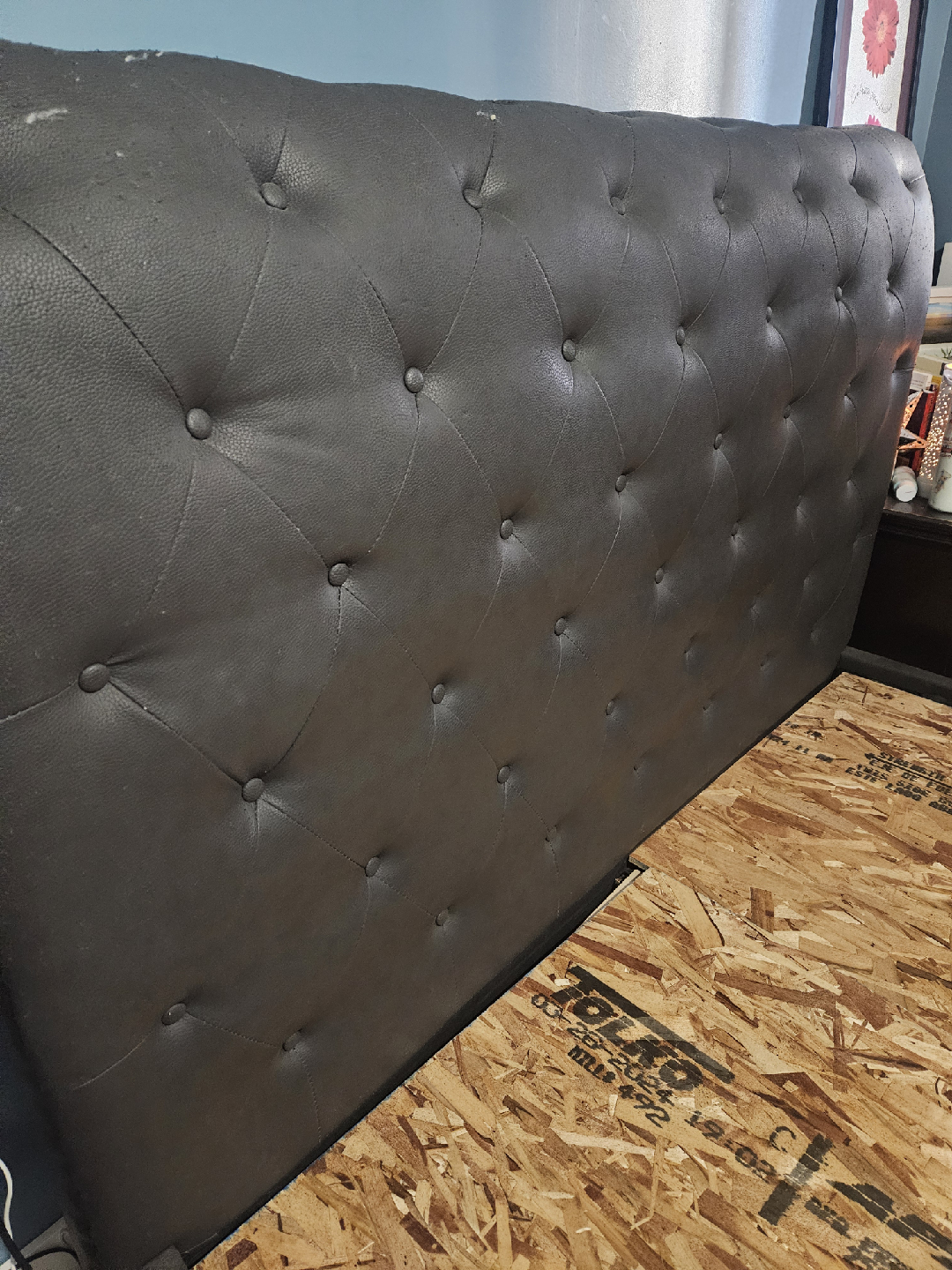 Queen Bed Frame FREE - photo 4