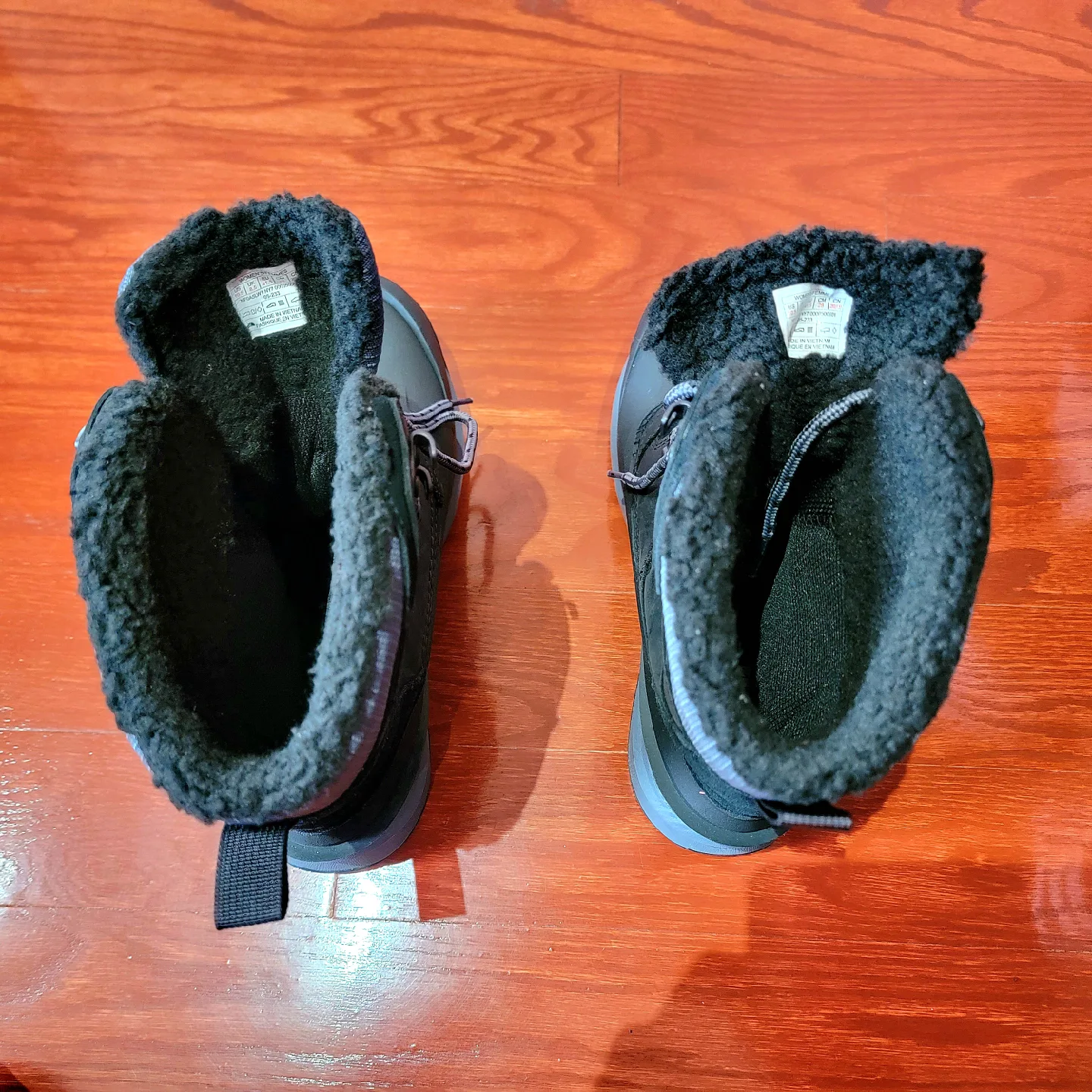 The North Face Size 10.5 Womens Winter Boots Chilkat V 400 image indicator(9)