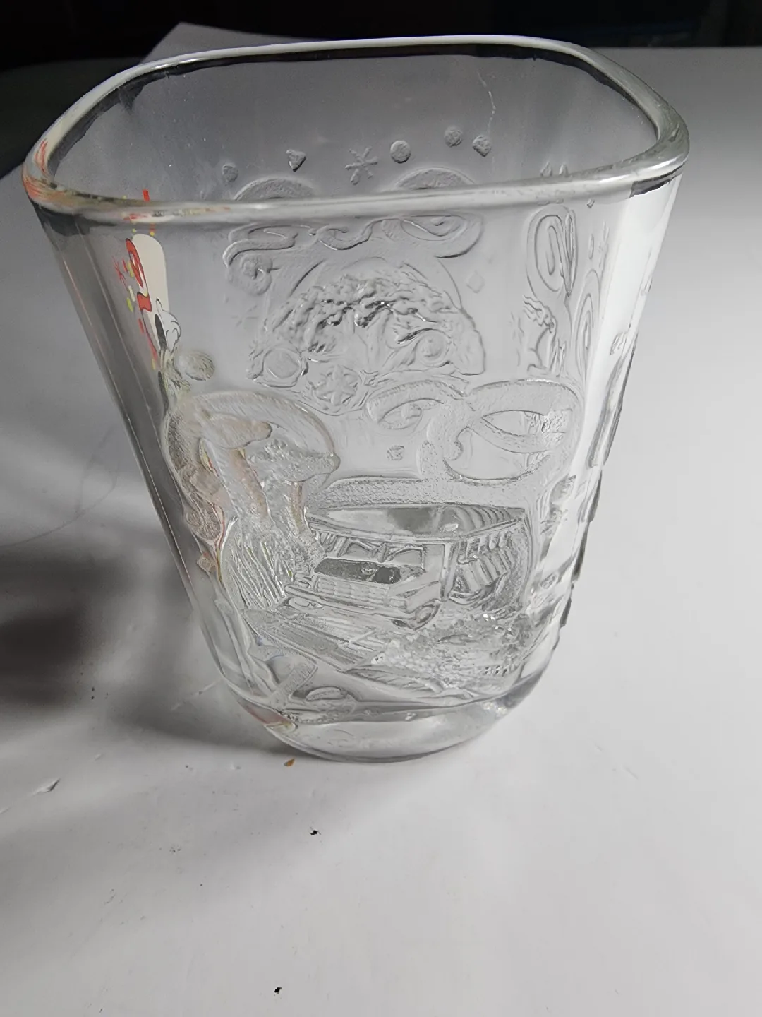 Disney Mickey Mouse 2000 Celebration Glass image indicator(3)