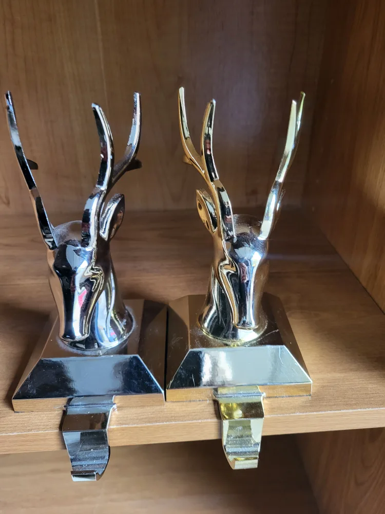Deer Head Metal Stocking Holder thumbnail