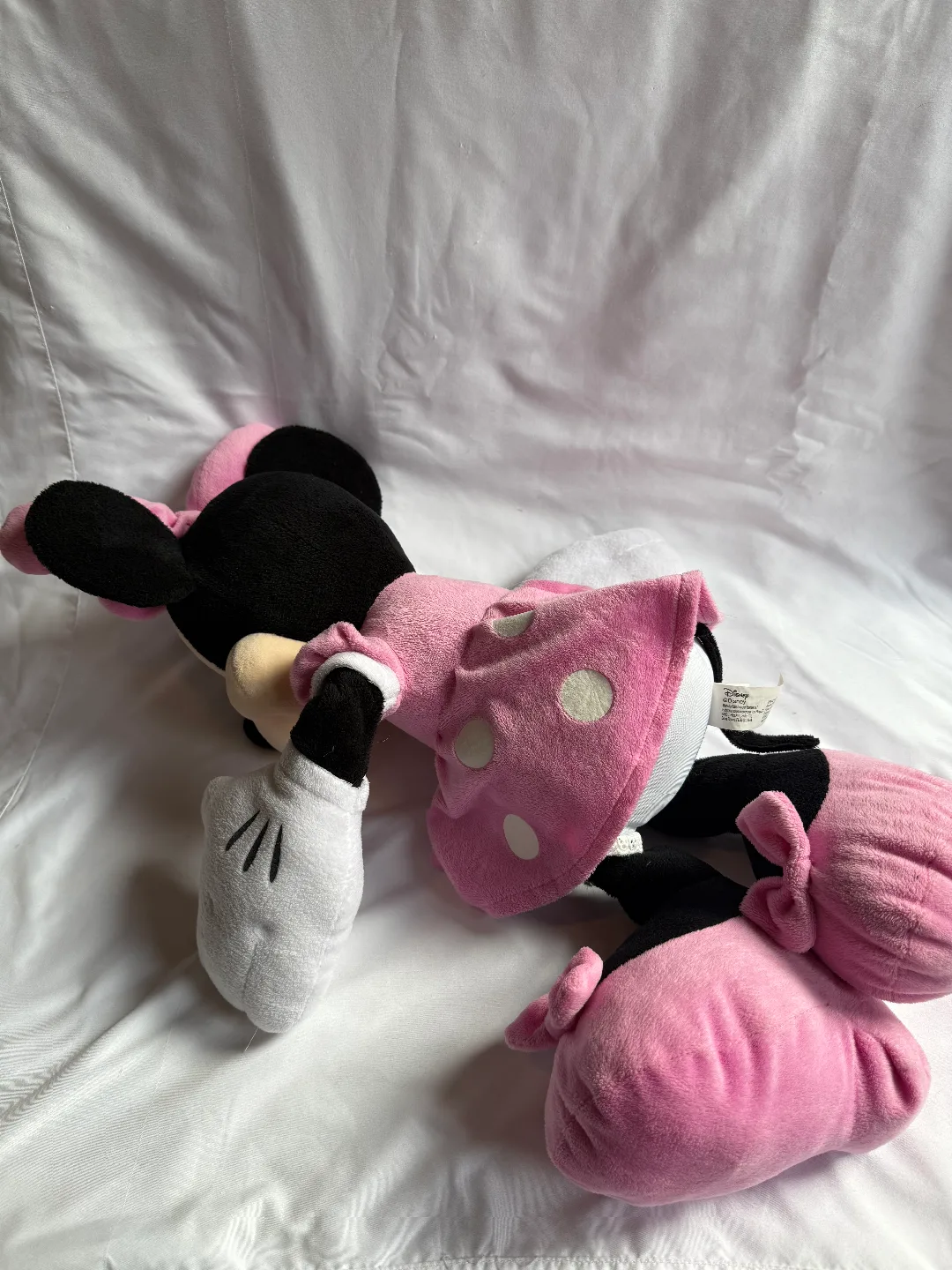 Minnie Mouse Plush Doll image indicator(2)