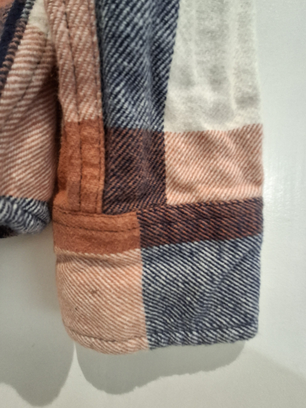 Forever 21 Plaid Hooded Flannel - Size S - photo 3