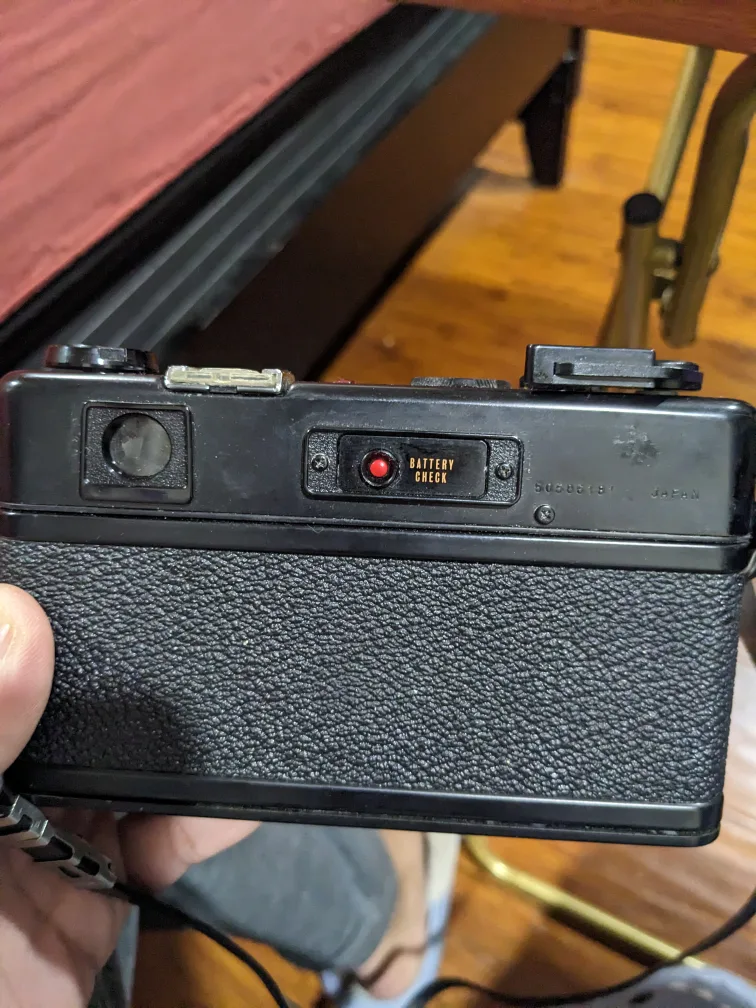 Yashica Electro 35 GSN Film Camera image indicator(2)