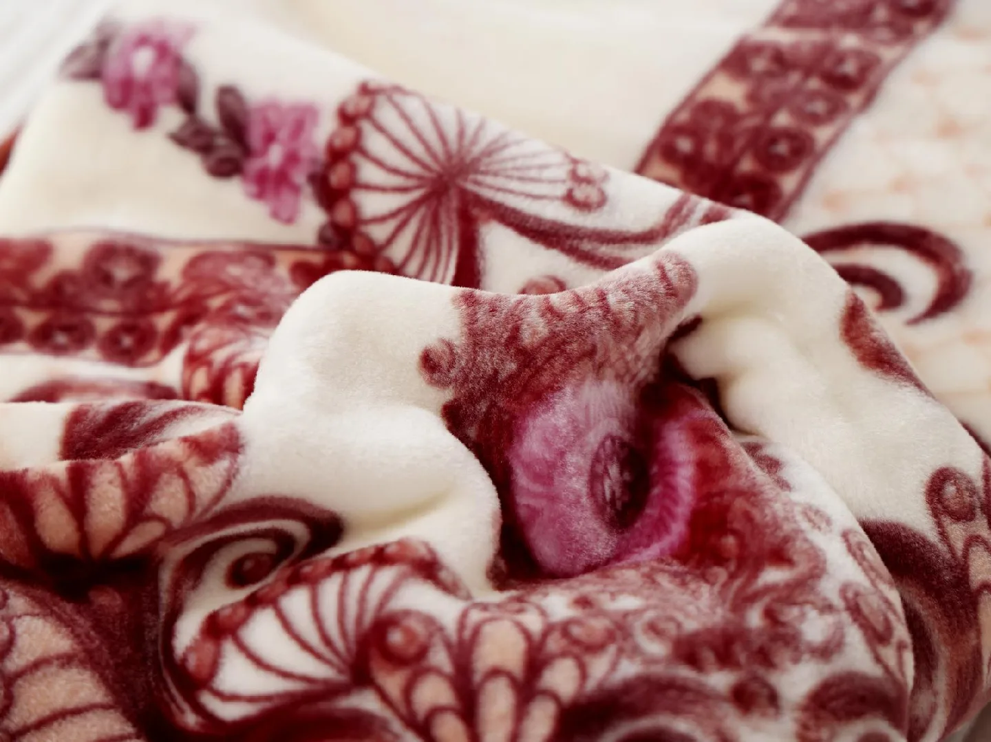 Floral Pattern Blanket thumbnail