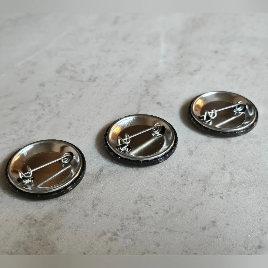 Rare Tim Hortons pin set - Trail Blazer, Leader, Friend Pins image indicator(2)