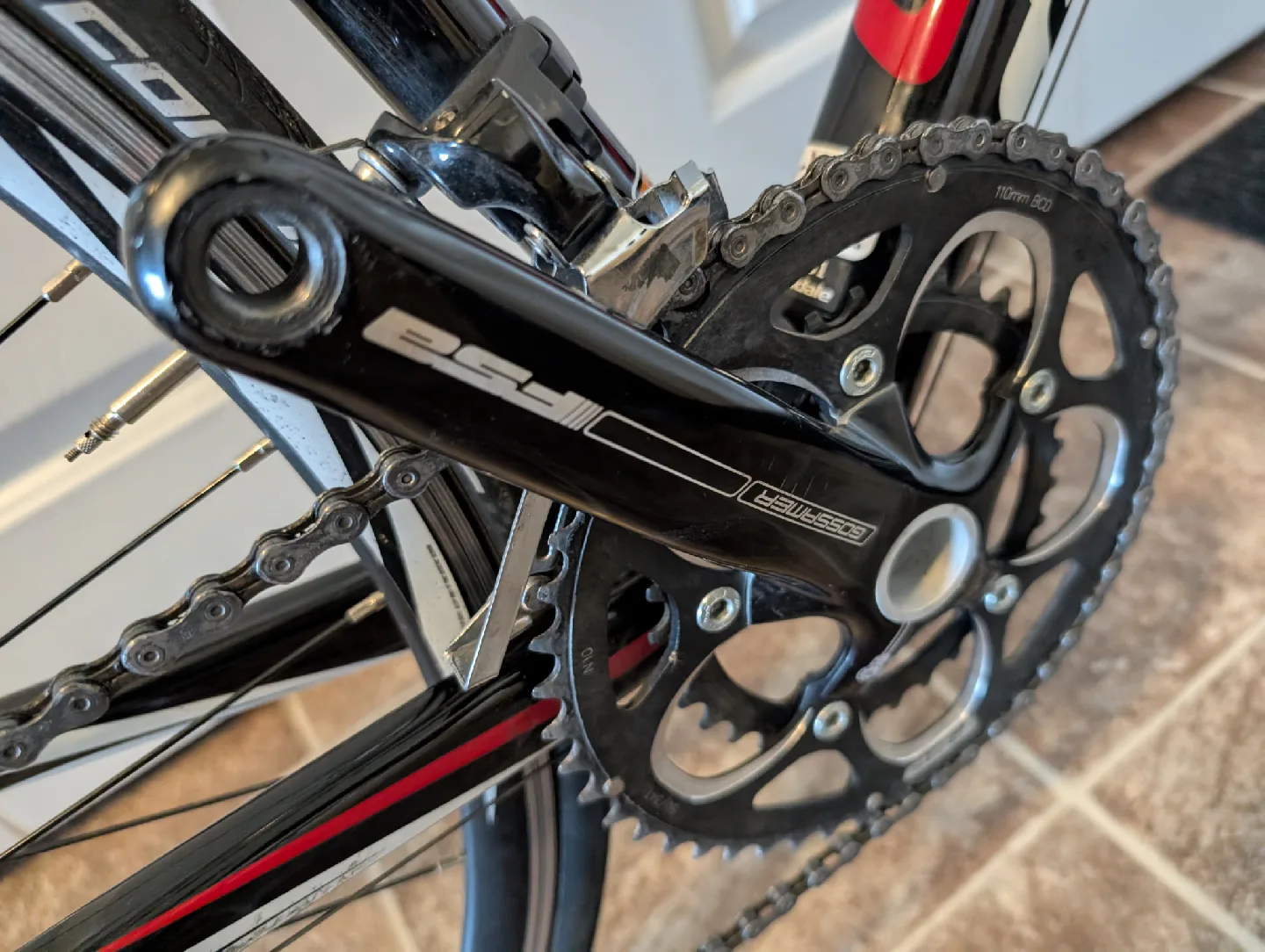 Cannondale CAAD8 Road Bike - 58cm image indicator(6)