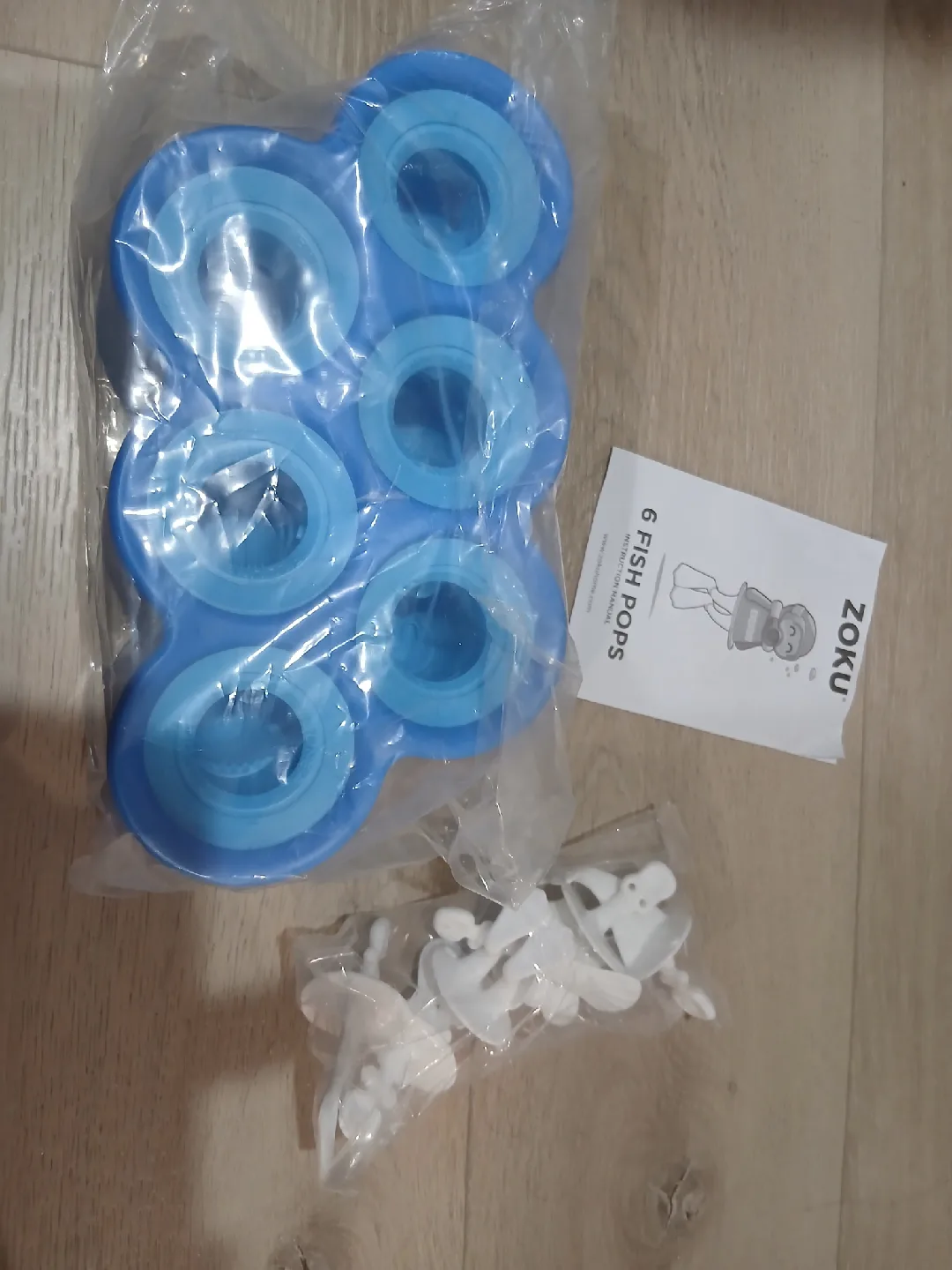 Zoku 6 Fish Pops Ice Mold image indicator(2)