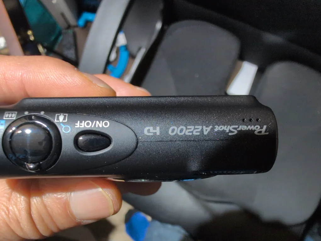 Canon PowerShot A2200 HD Digital Camera image indicator(2)