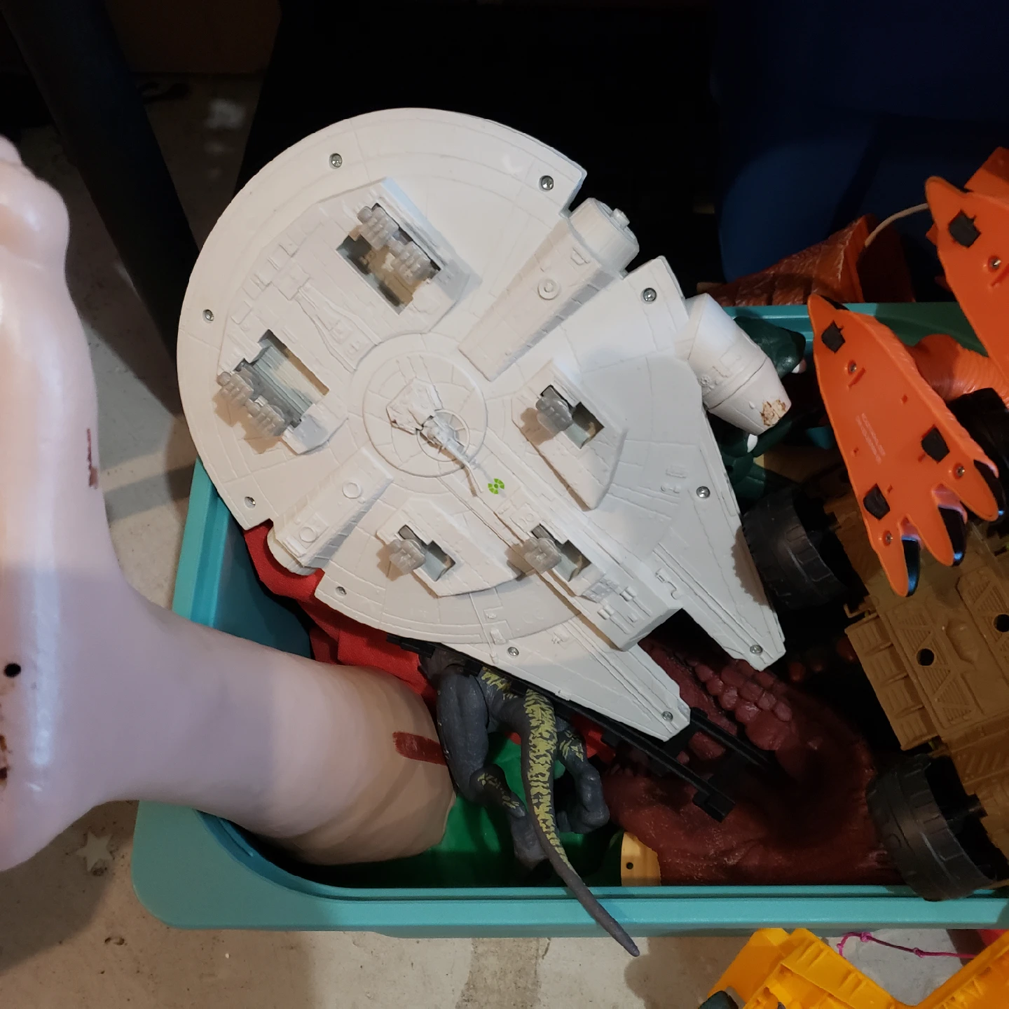 Star Wars Millennium Falcon Toy - photo 3