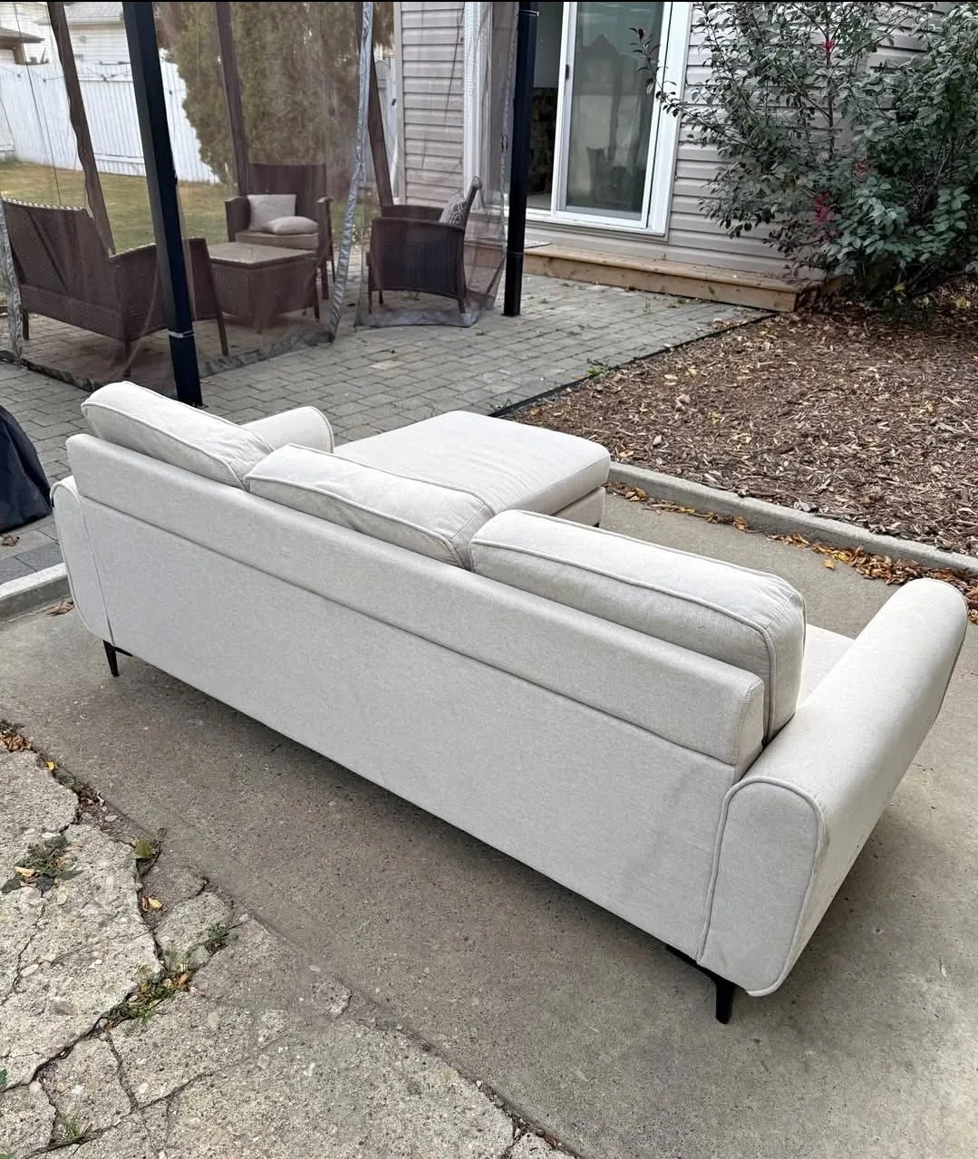 Sectional Sofa with Chaise Lounge image indicator(4)