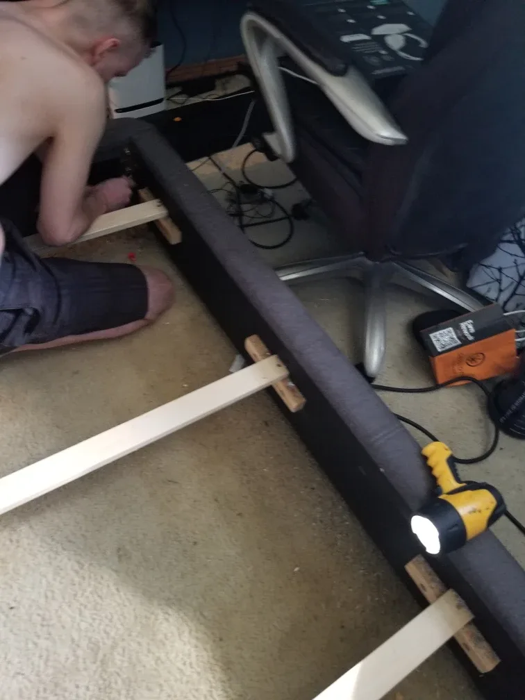 Tufted Queen Headboard & Frame image indicator(3)