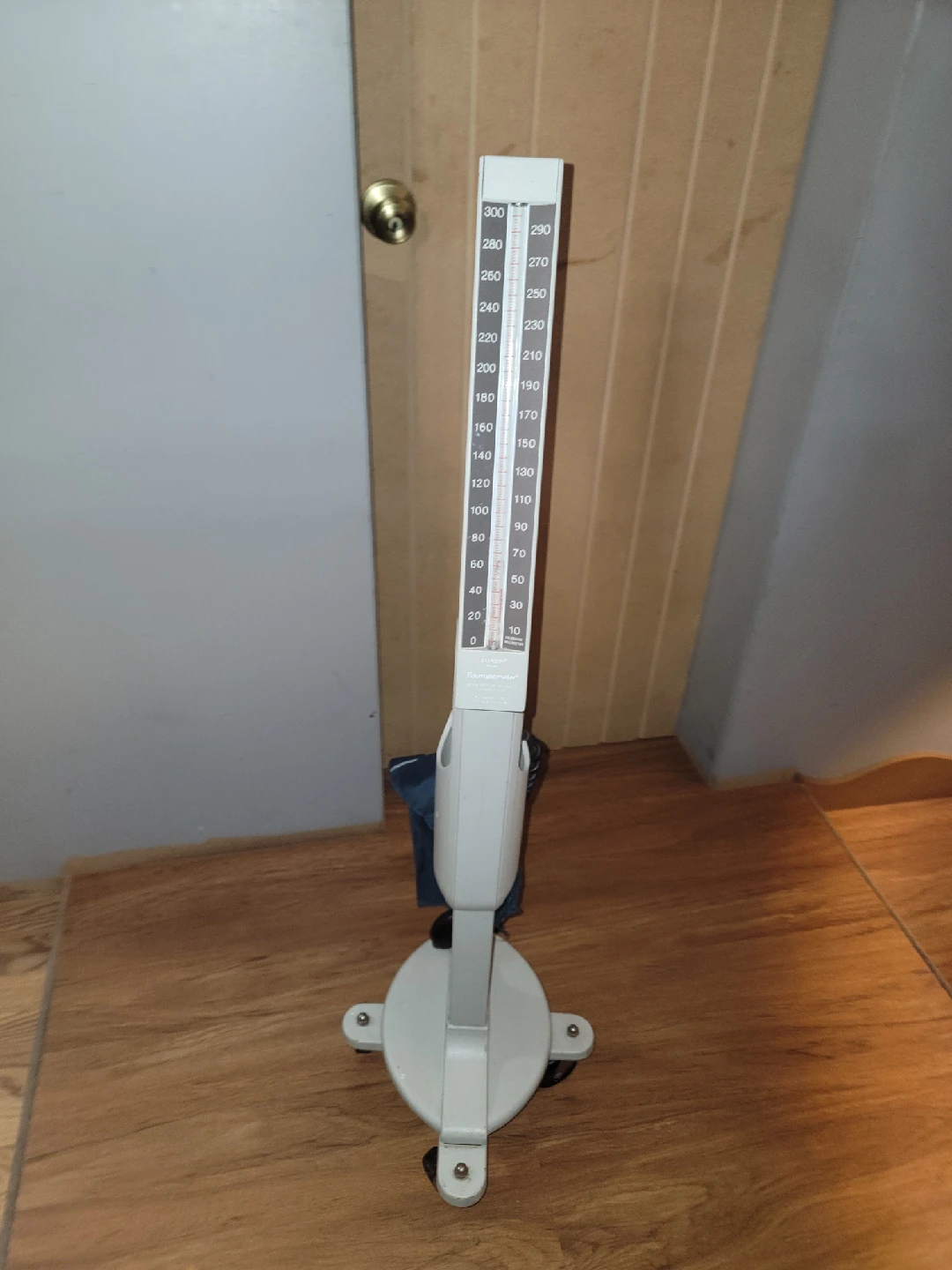 Baumanometer Standby Sphygmomanometer - photo 3