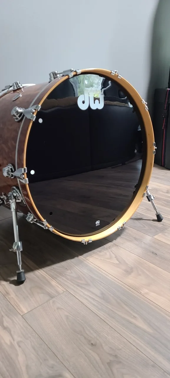 DW Collector's Series Custom Drums image indicator(2)