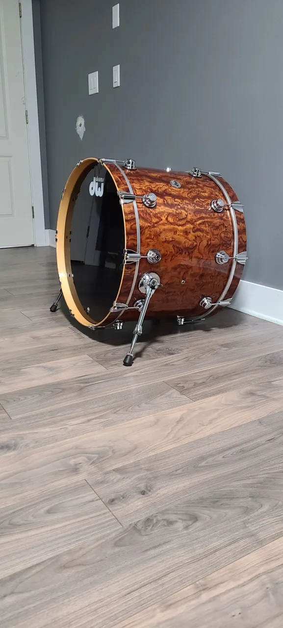 DW Collector's Series Custom Drums image indicator(3)