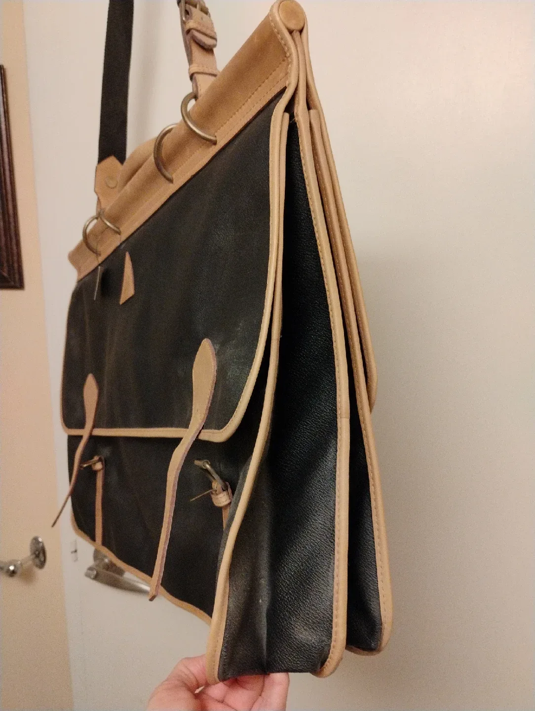 Alfred Sung Black Leather Briefcase image indicator(2)