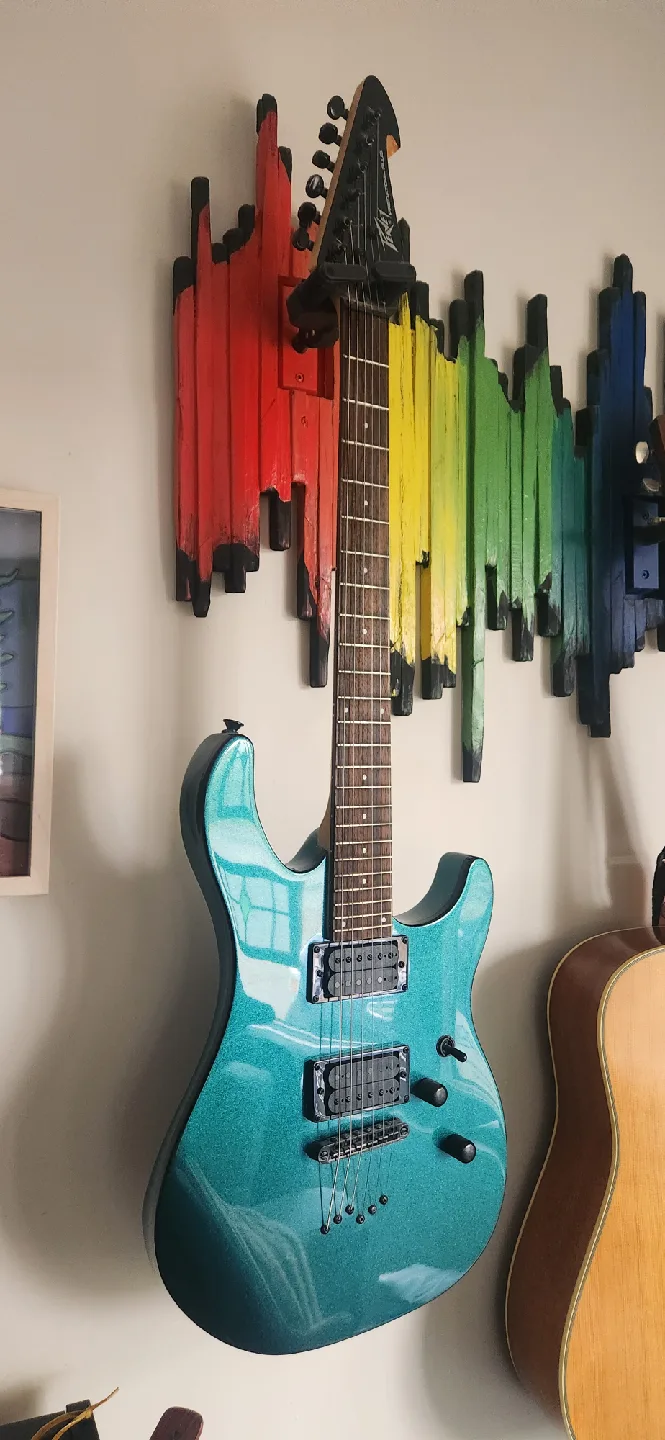 Peavey Predator Guitar and Vypyr VIP-1 Guitar Amplifier image indicator(3)