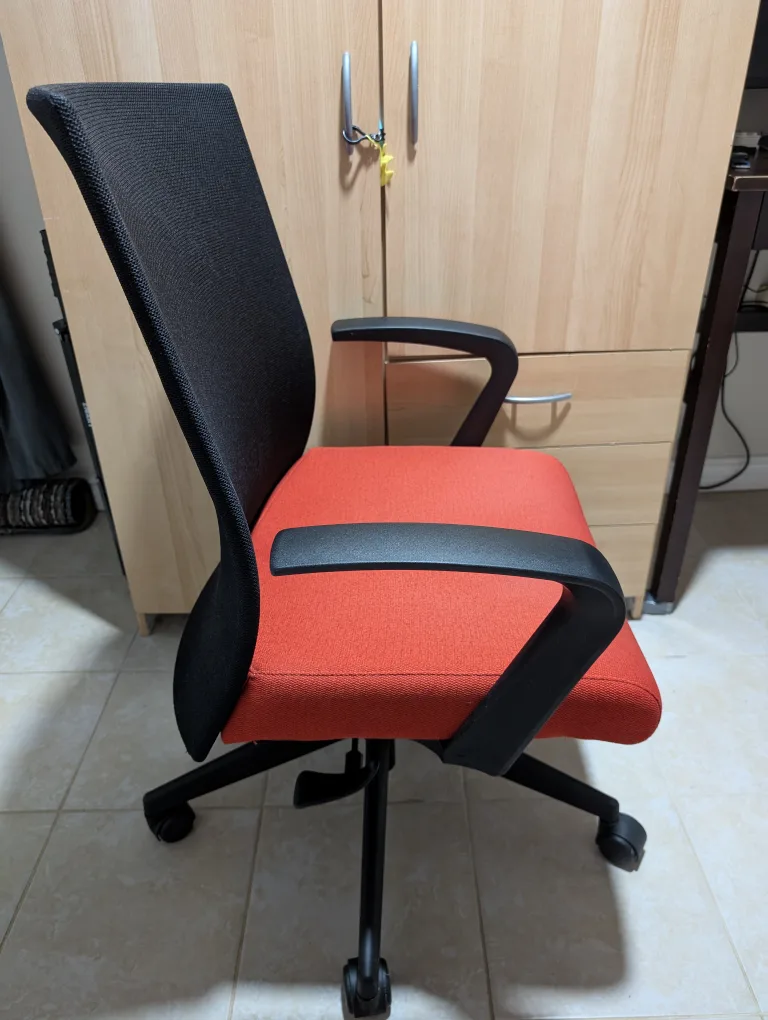 Office Chair - Red Orange Seat, Black Mesh Back image indicator(2)