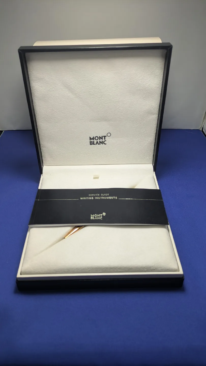 Montblanc Bohème Doué Moongarden Ballpoint Pen image indicator(3)