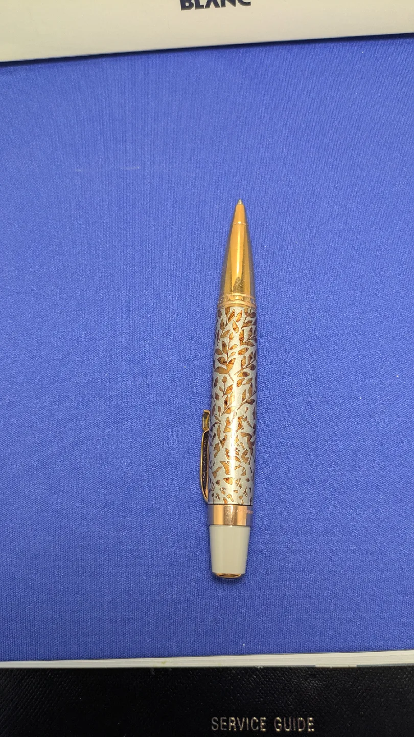 Montblanc Bohème Doué Moongarden Ballpoint Pen image indicator(7)