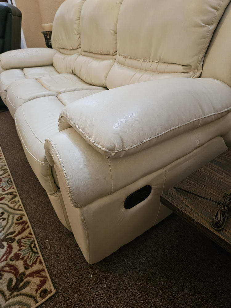 Cream Leather Reclining Sofa - photo 2