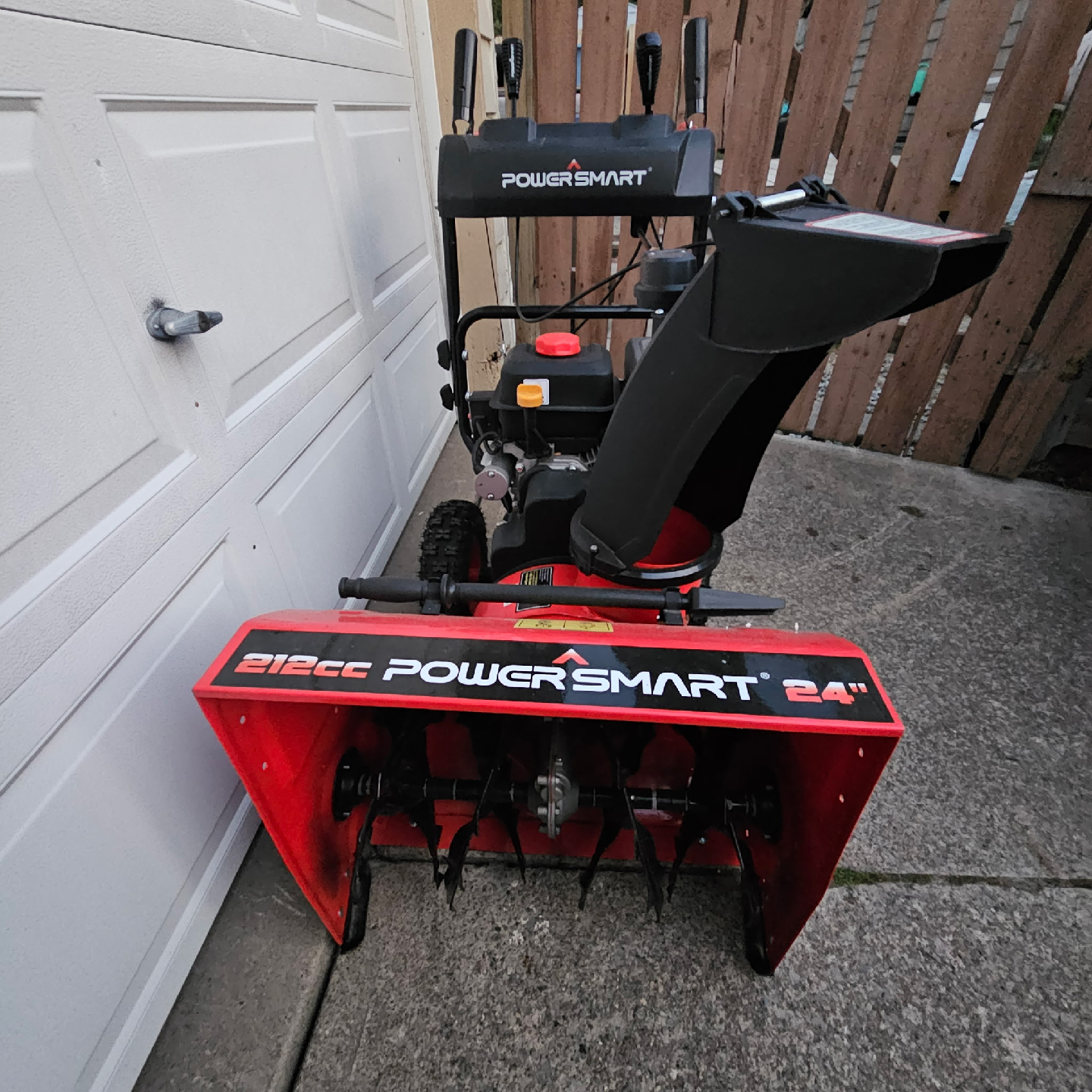 PowerSmart DB7624E60 24" Two-Stage Gas Snow Thrower - photo 2