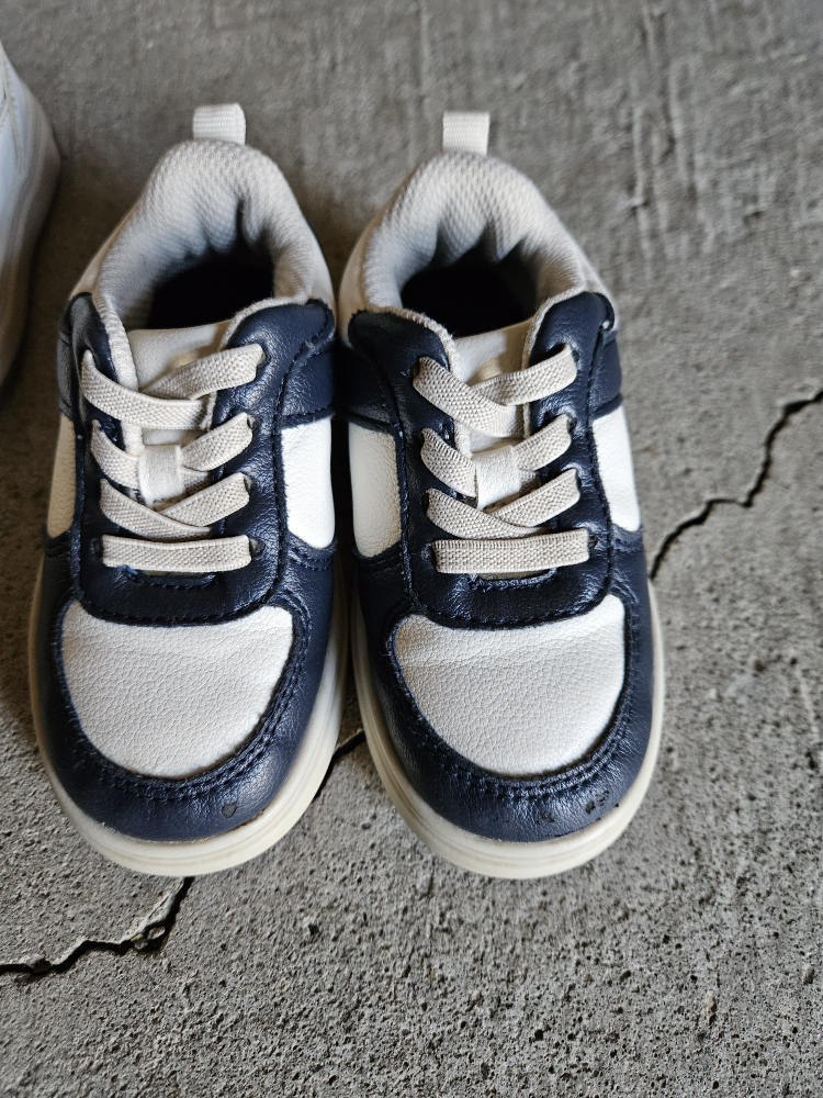 Toddler Sneakers - Size 7