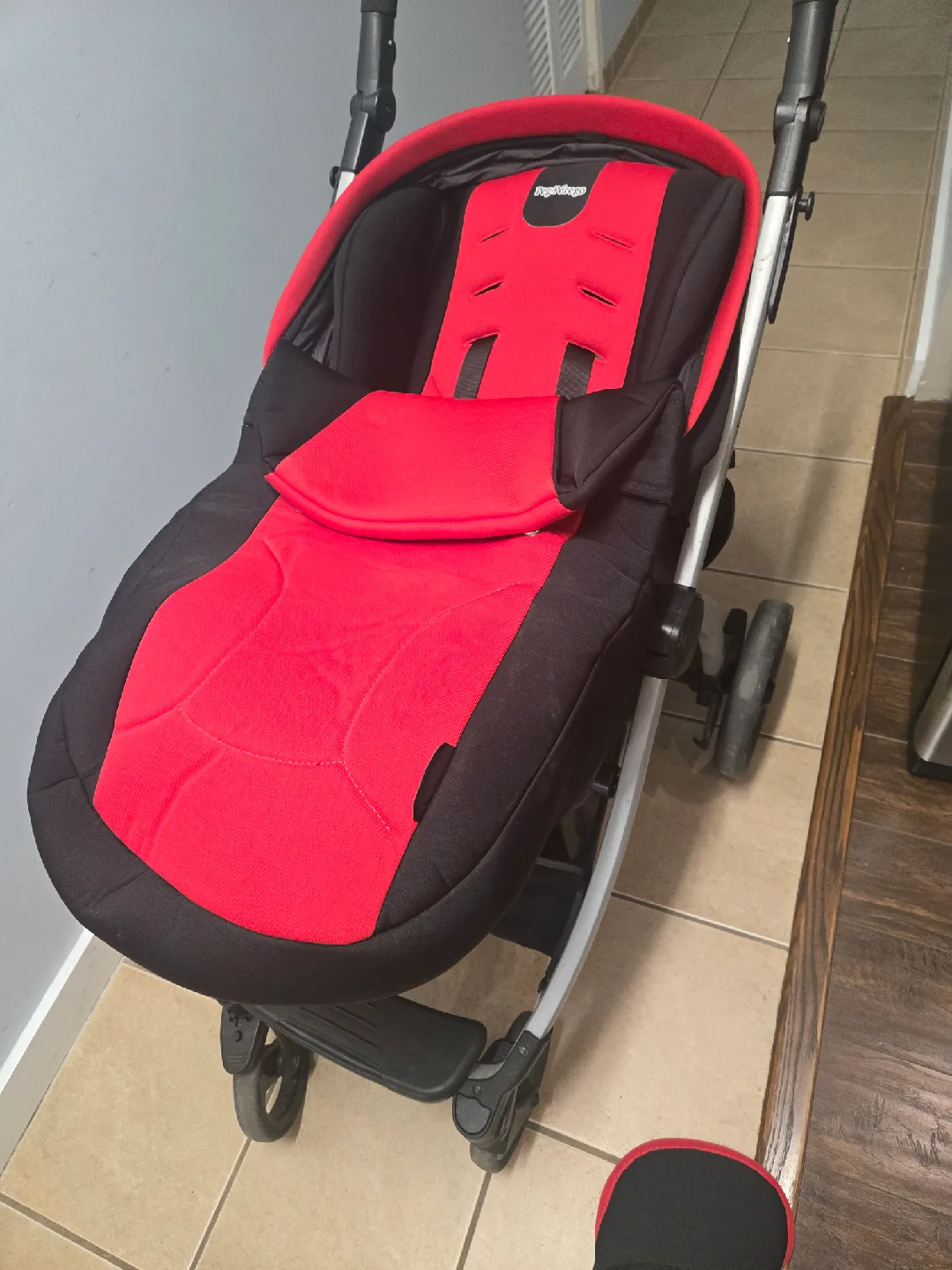 stroller with all accessories image indicator(5)