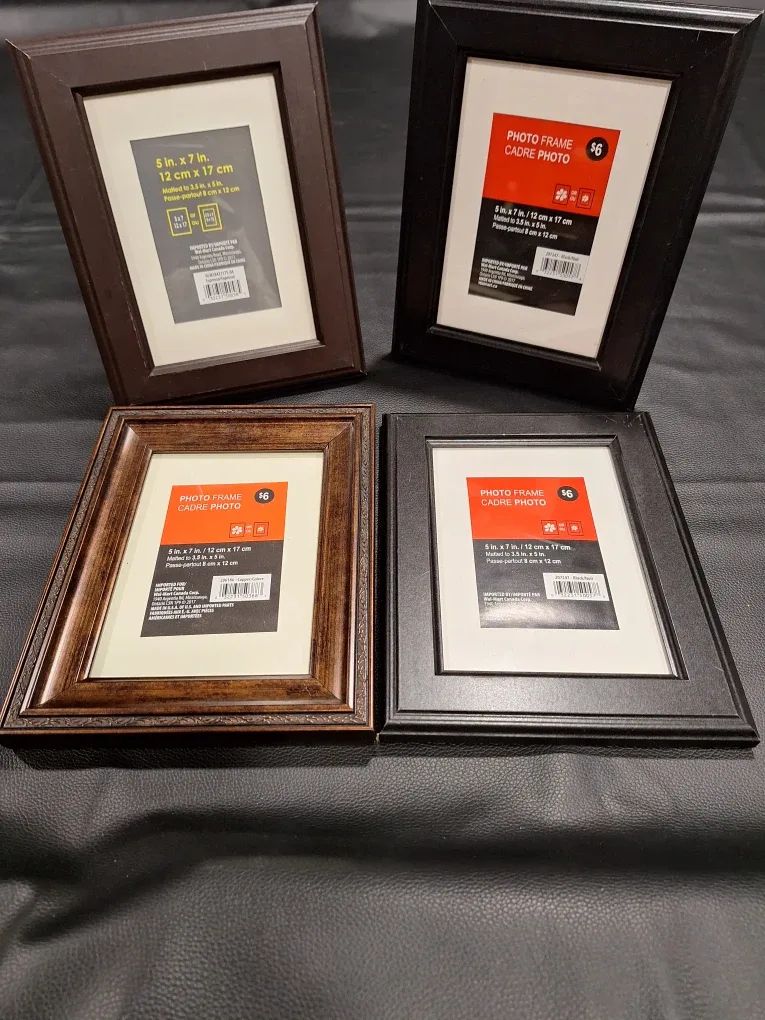 Four 5x7 Photo Frames thumbnail