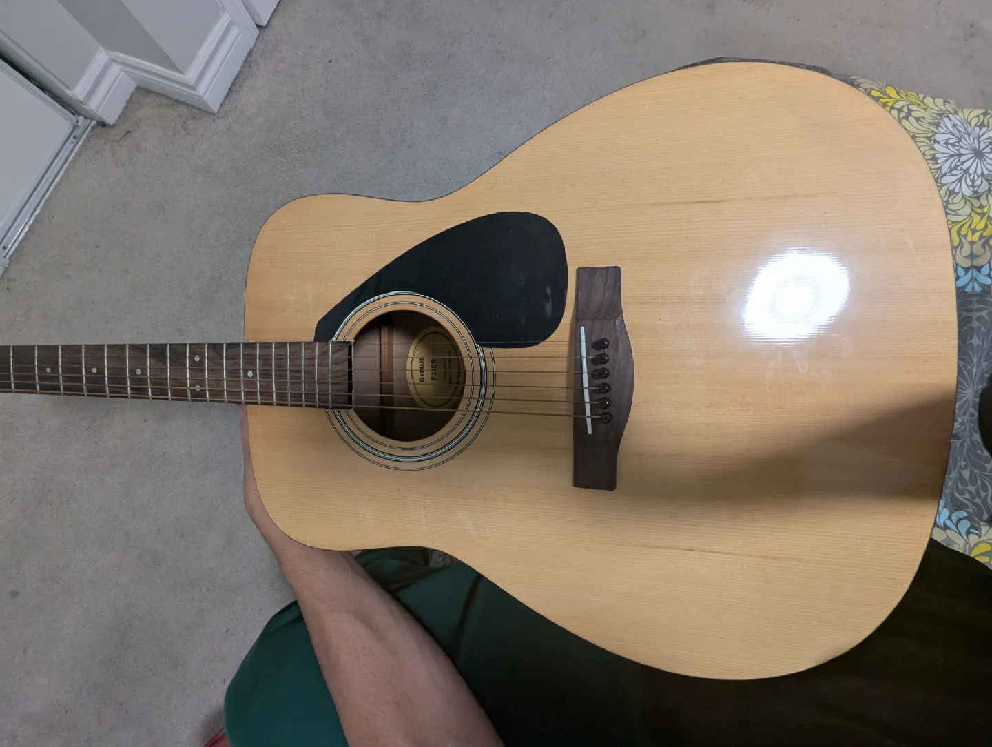 Yamaha F310P Acoustic Guitar image indicator(2)