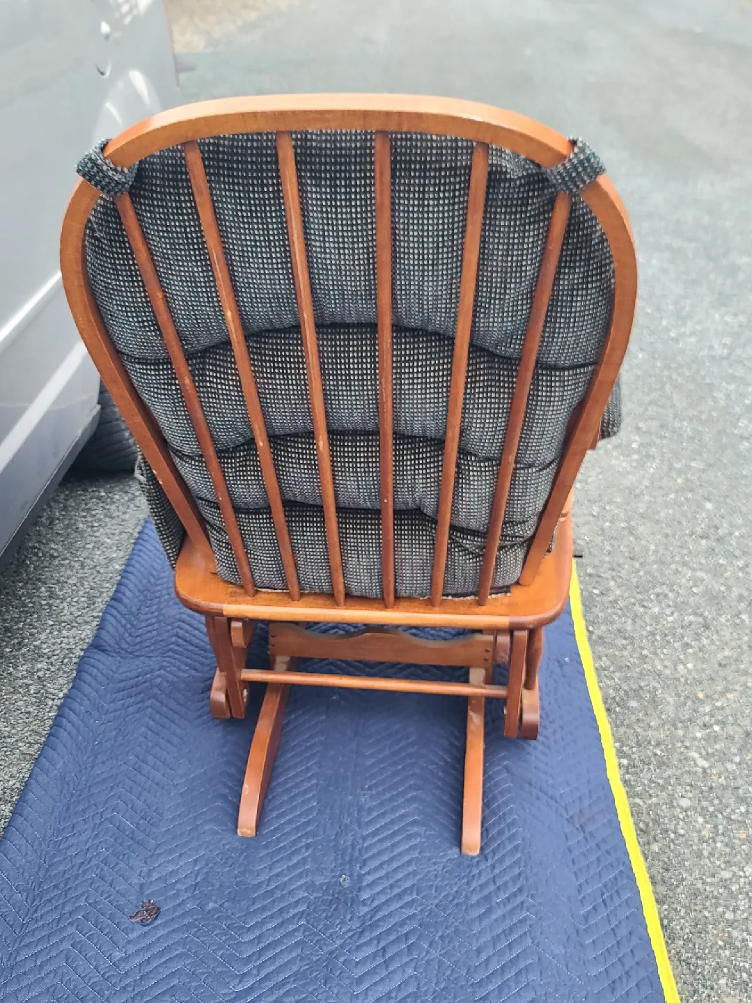 Glider Rocking Chair image indicator(3)