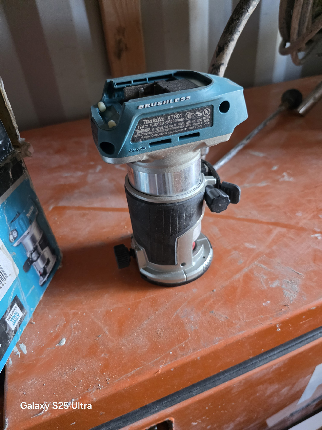 Makita XTR01Z 18V Compact Router w/ Box
