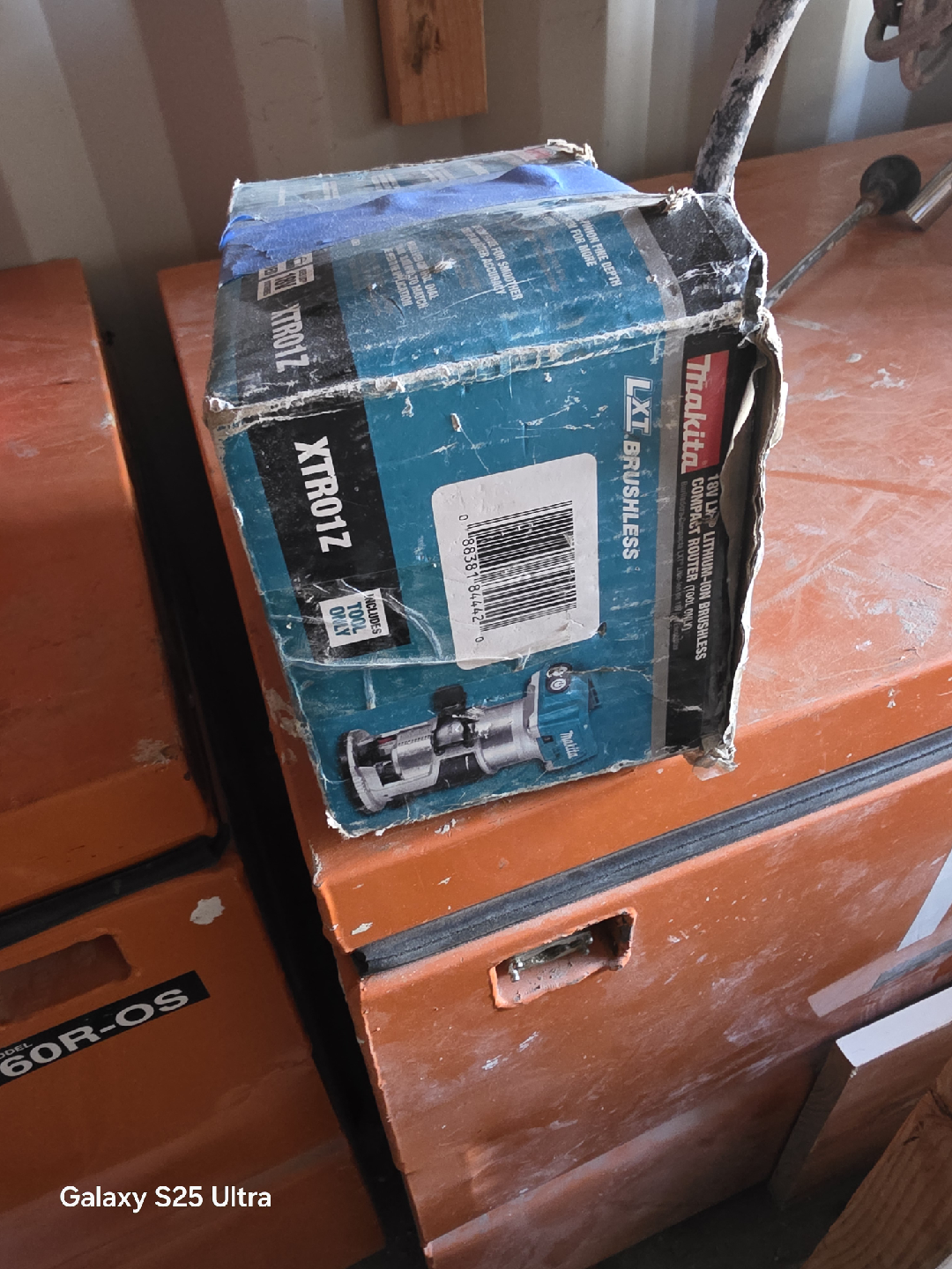 Makita XTR01Z 18V Compact Router w/ Box - photo 3