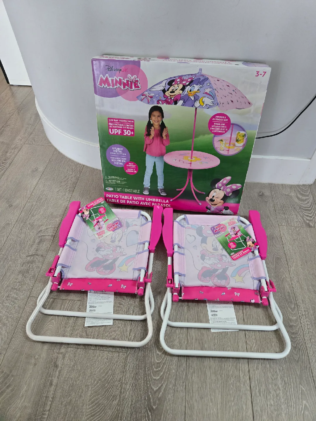 Disney girls pink table chairs set image indicator(6)