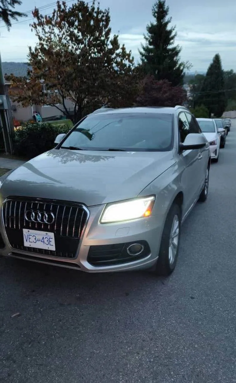 Audi Q5 SUV - Silver image indicator(5)