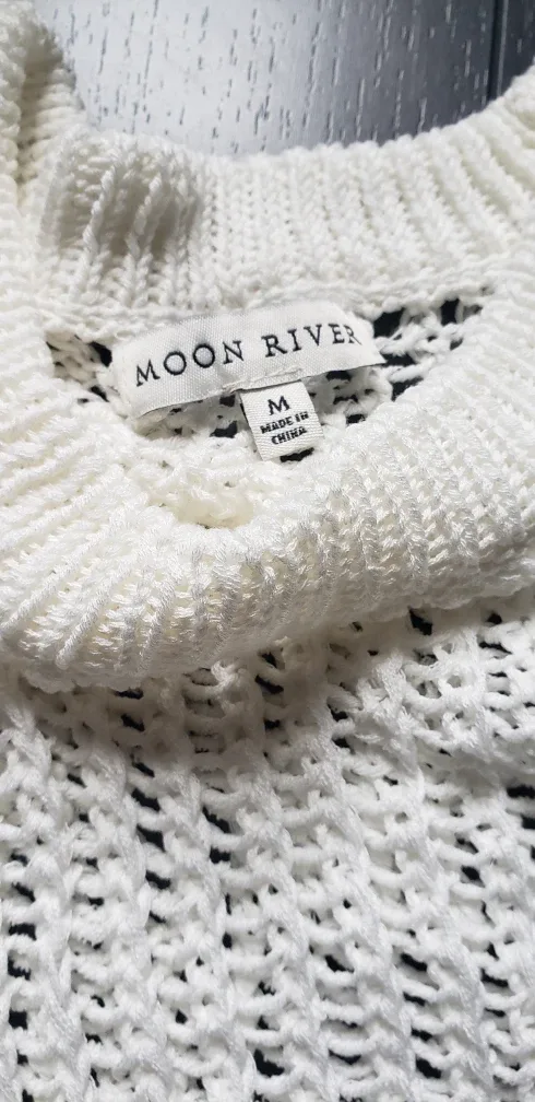 Moon River Knit Top / Vest image indicator(3)
