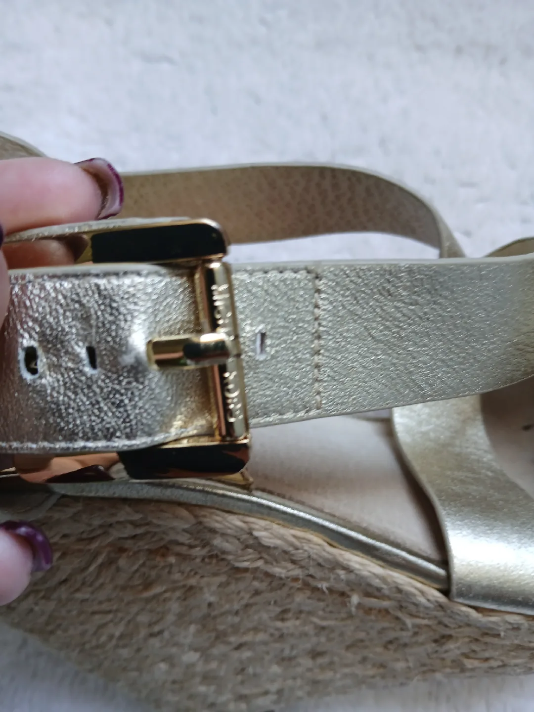 Michael Kors Gold Wedge Sandals - Size 9M image indicator(8)