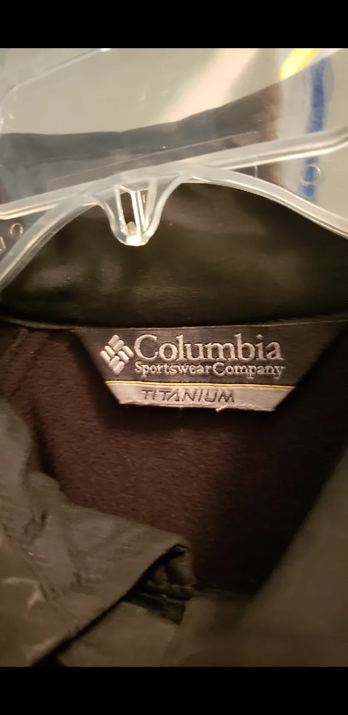 Columbia Sportswear Titanium coat image indicator(3)