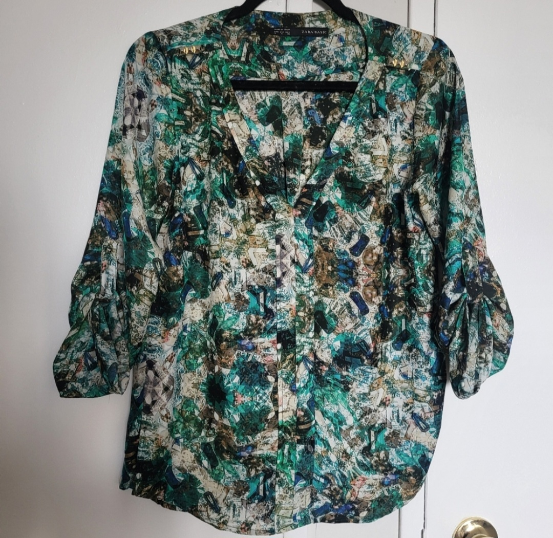 *FREE* WEEKLY DECLUTTERING Zara Basic Blouse - Size S