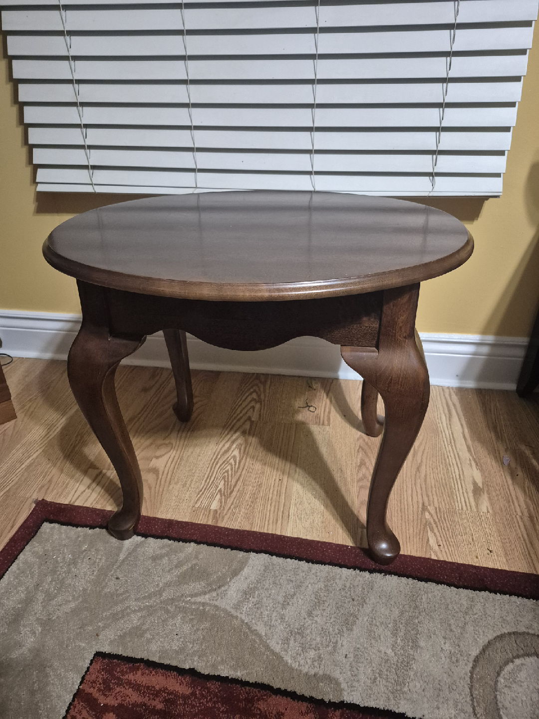 Round Wooden Accent Table - photo 2