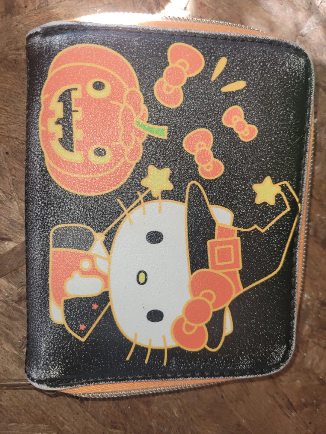 hello kitty loungefly wallet 🥕 thumbnail
