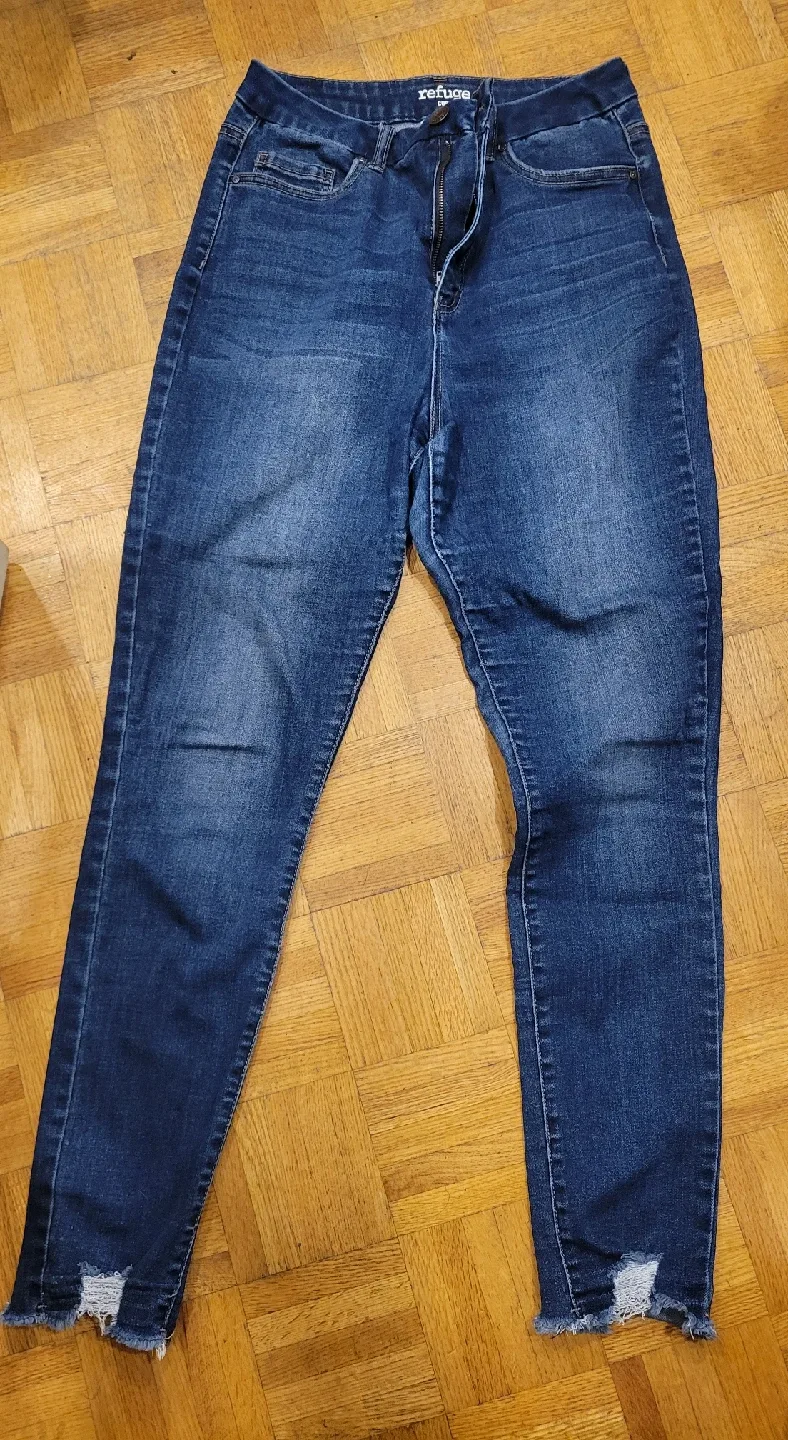 Women's Jeans Size 9 thumbnail