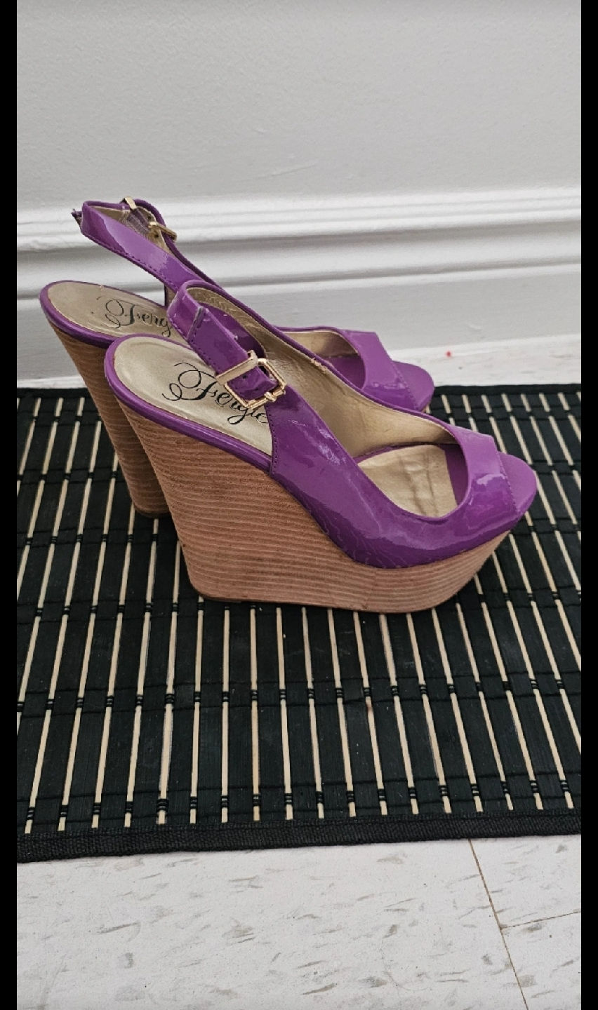 Fergie Purple Wedge Heels, Size 6 - photo 2