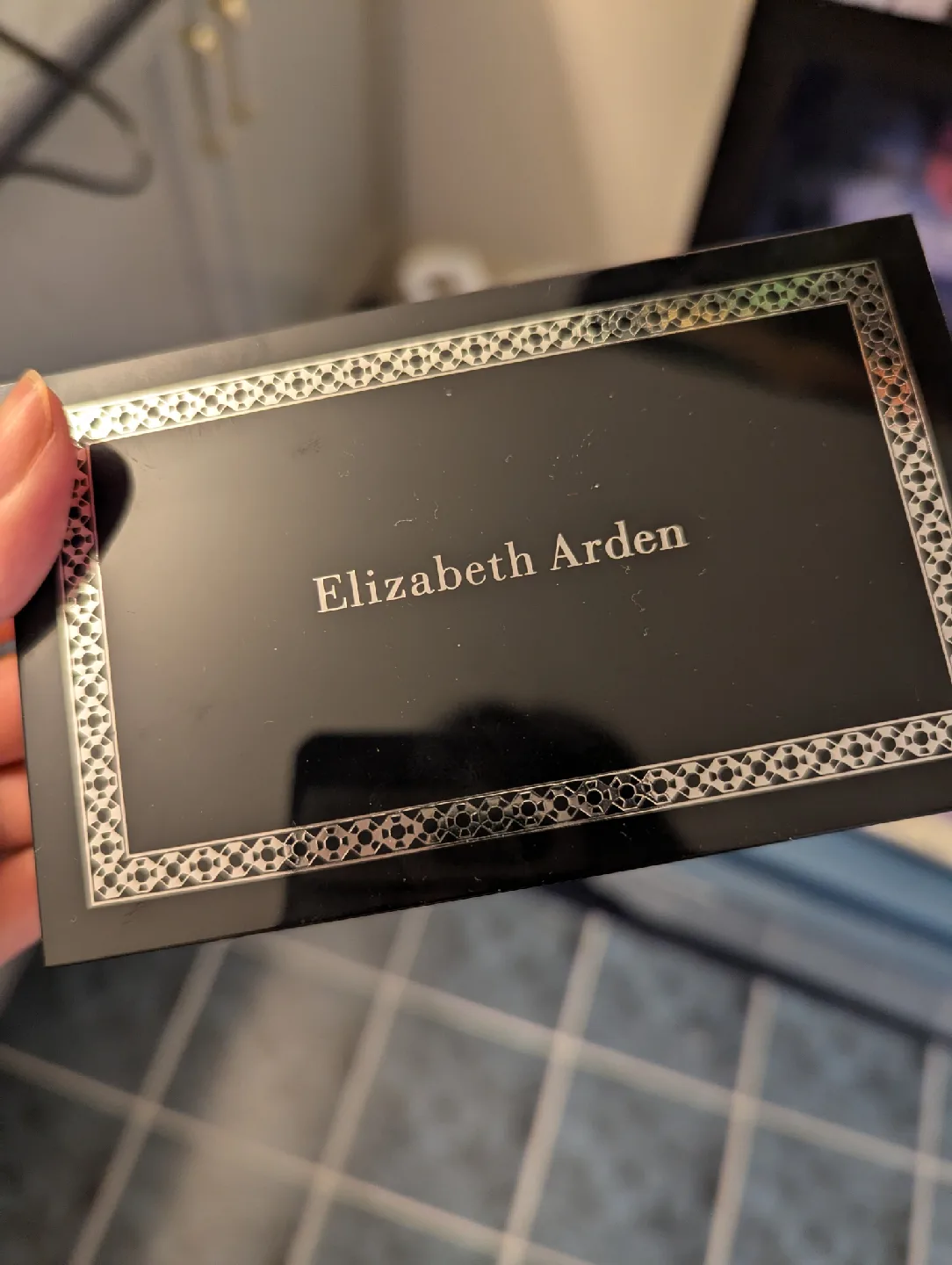 🌟 BRAND NEW Elizabeth Arden Eyeshadow Palette image indicator(2)