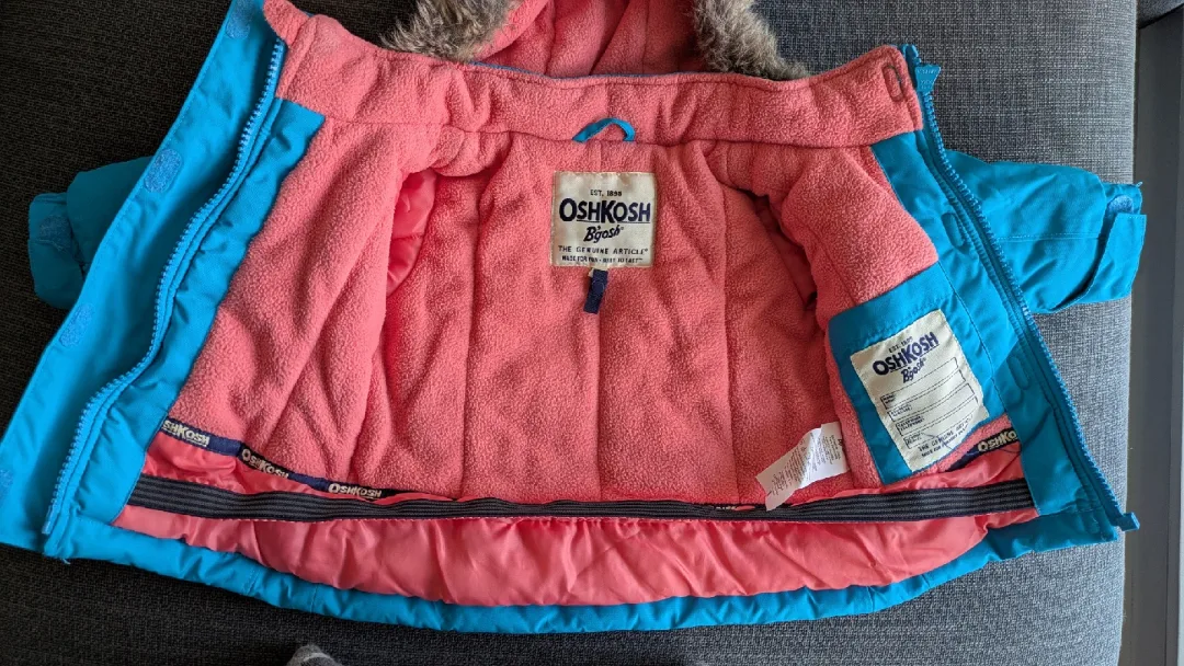 OshKosh B'gosh Winter Jacket & Snow Pants Set - 12 months image indicator(4)