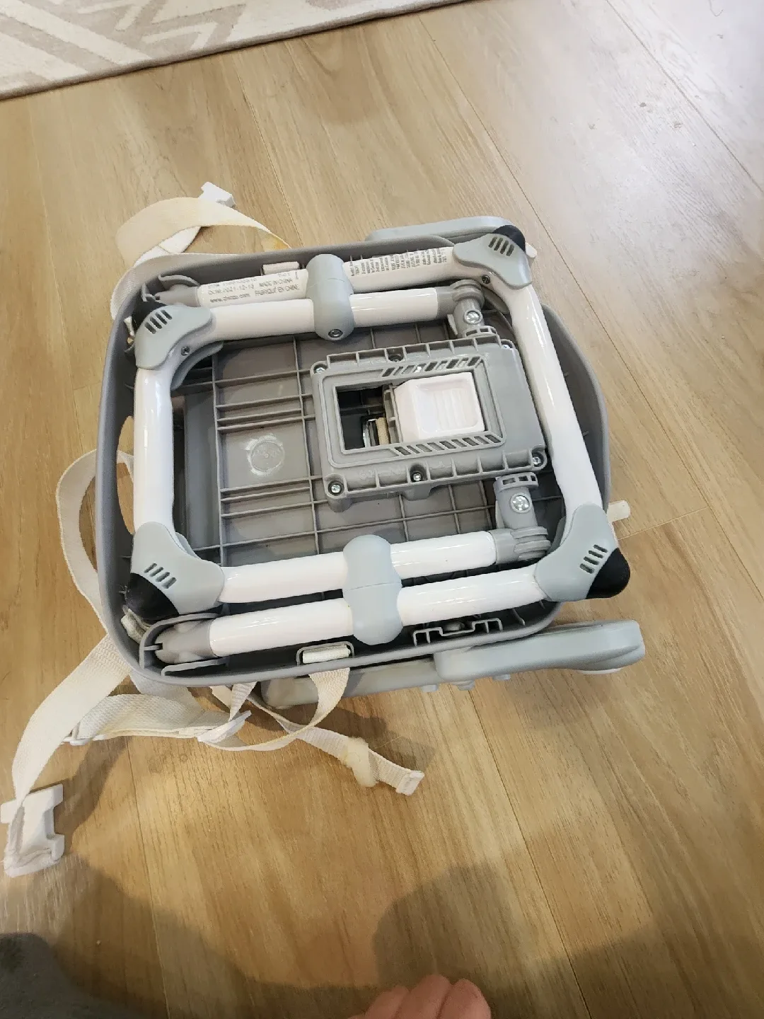 Chicco Grey Booster Seat image indicator(6)