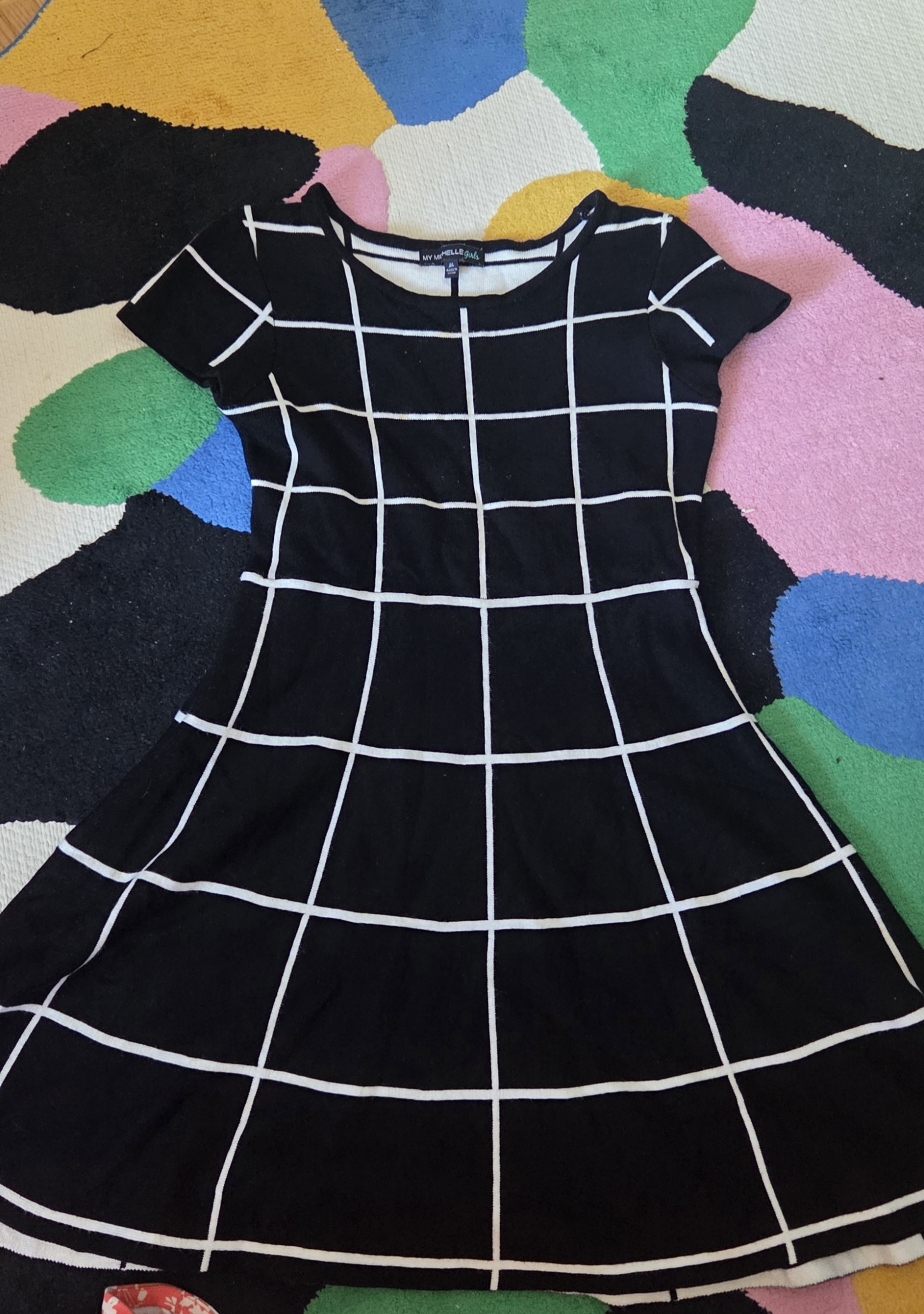 Dresses Bundle - Various Styles Size(6_10 years) - photo 2