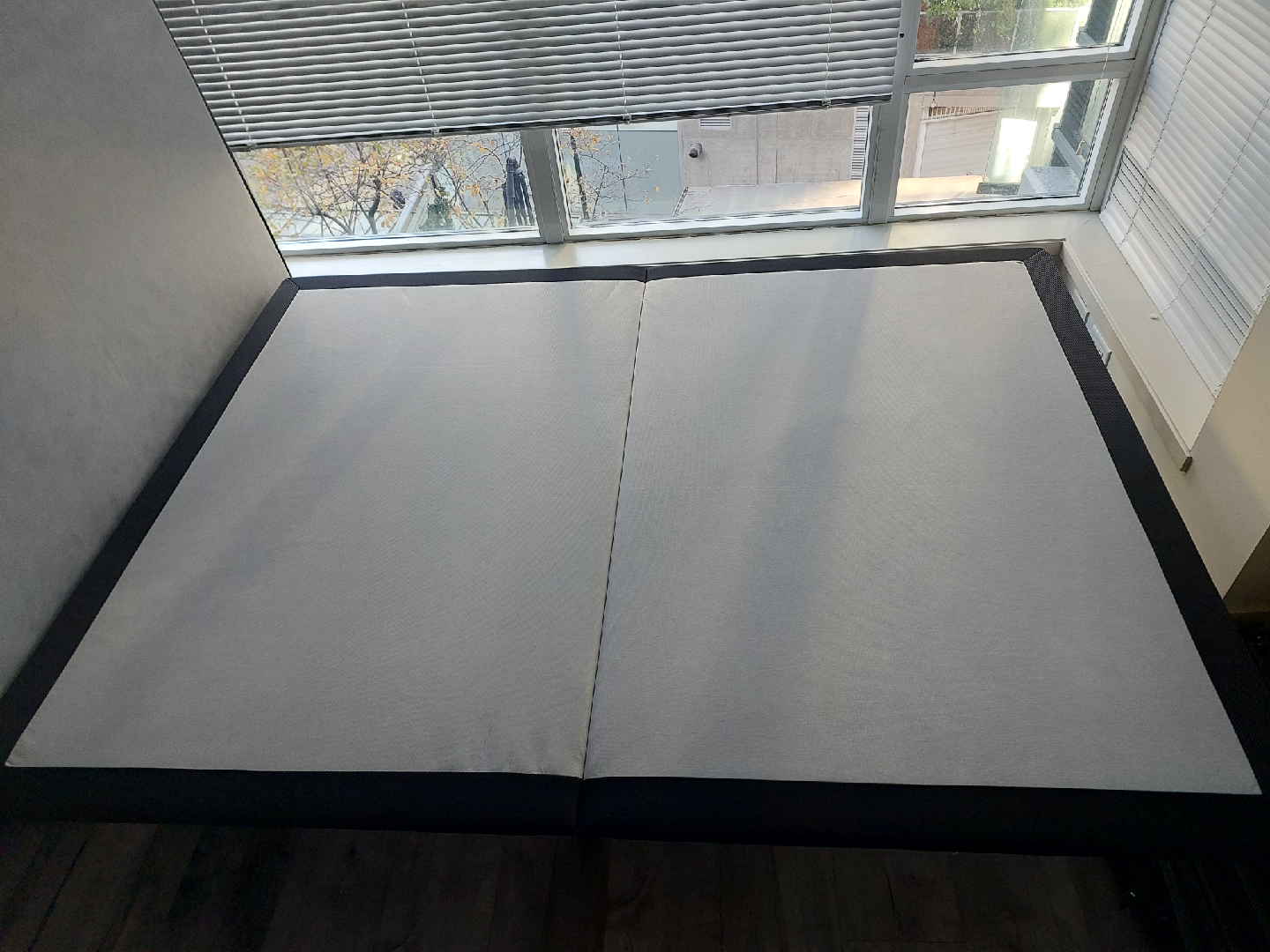 Queen Foldable Bed Frame - adjustable height